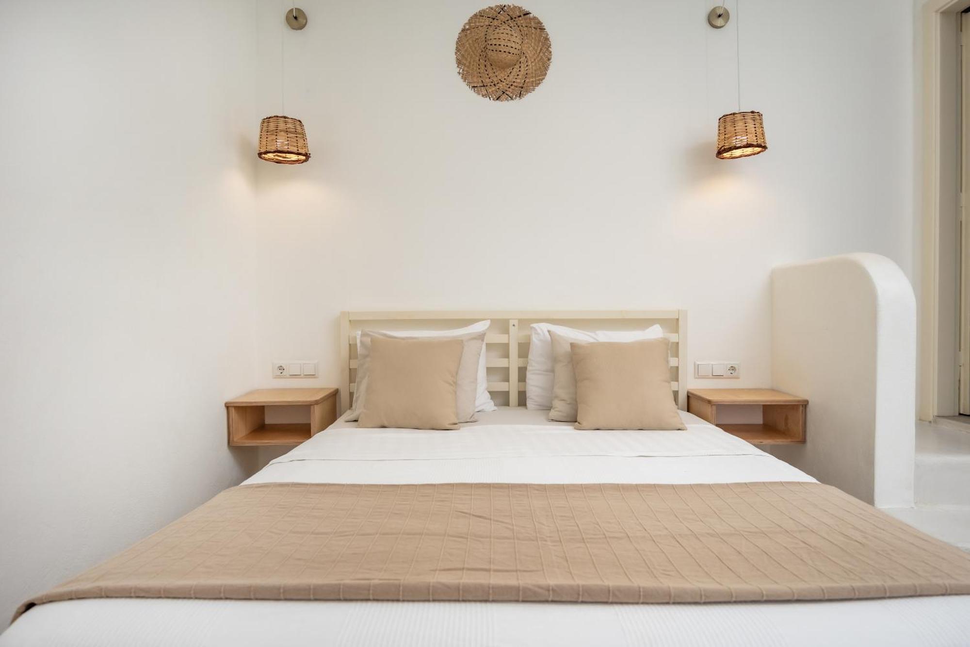 Thea Suites Naxos Ágios Prokópios Extérieur photo