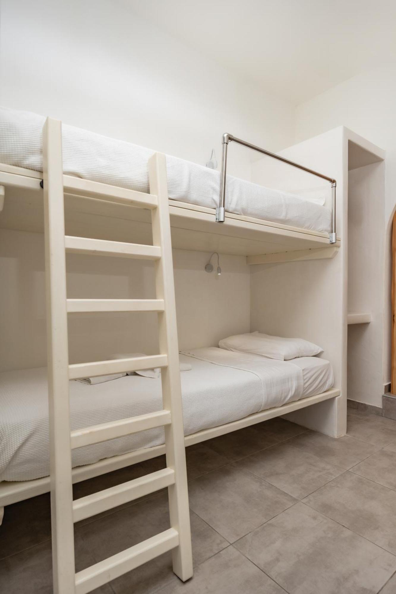 Thea Suites Naxos Ágios Prokópios Extérieur photo
