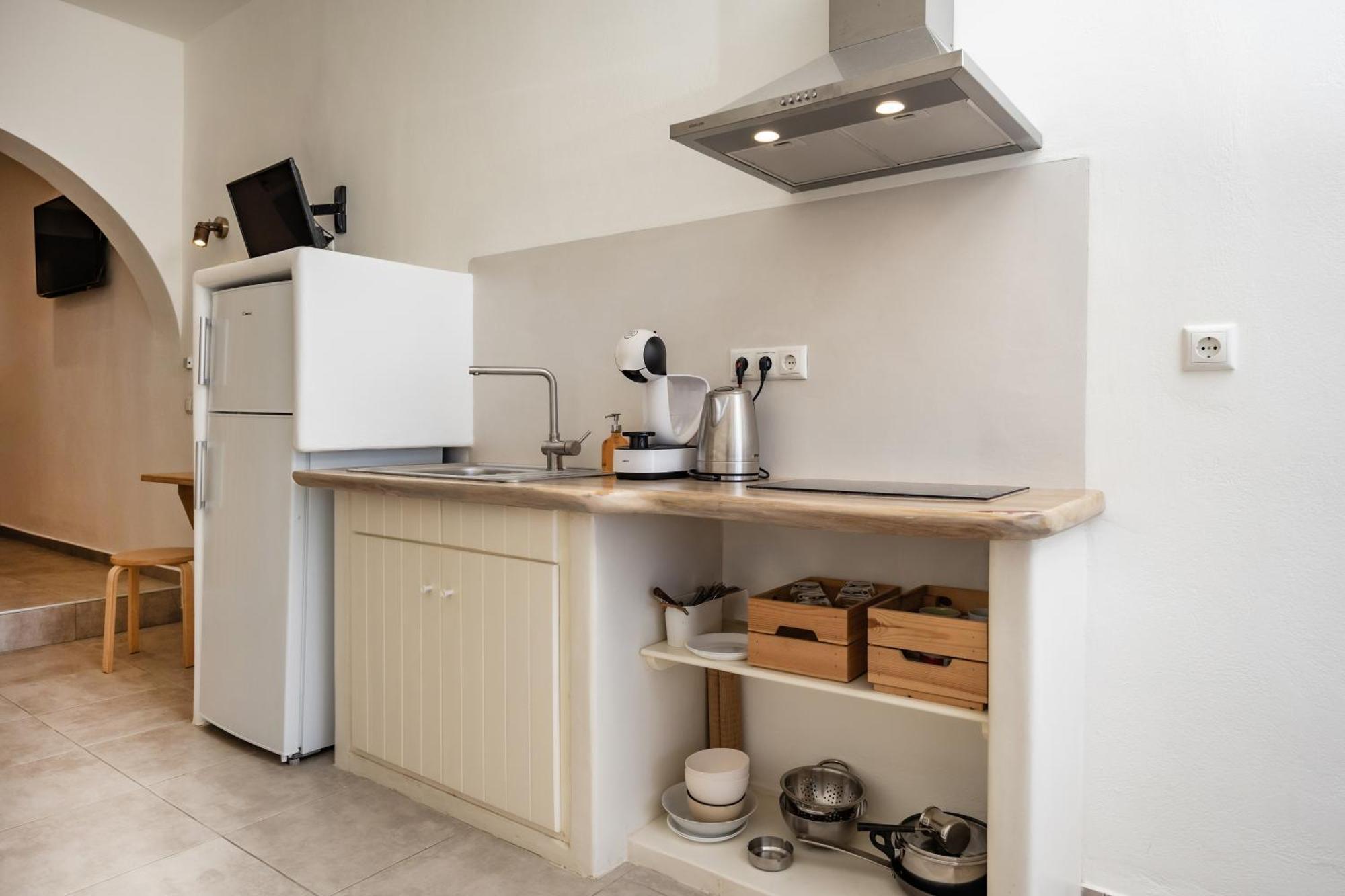 Thea Suites Naxos Ágios Prokópios Extérieur photo