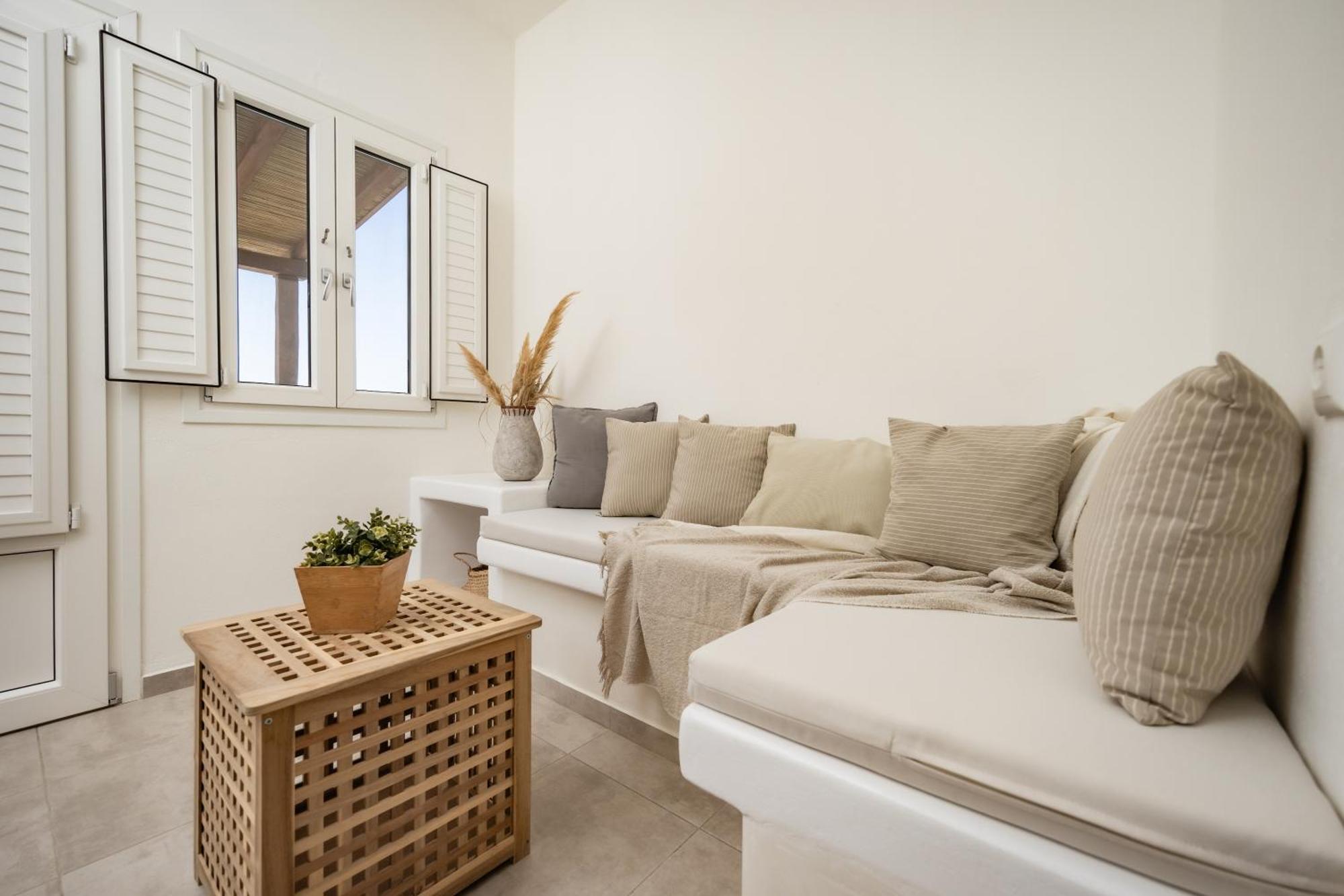 Thea Suites Naxos Ágios Prokópios Extérieur photo