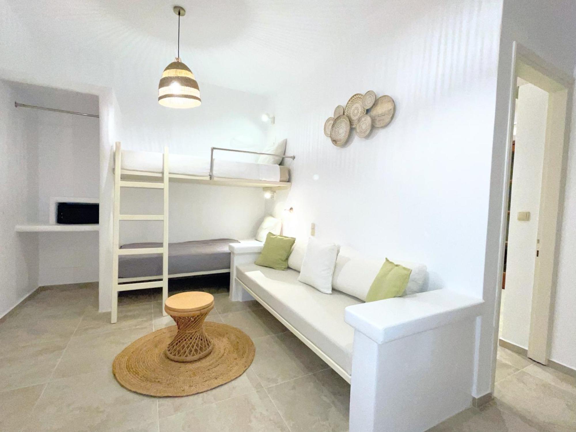 Thea Suites Naxos Ágios Prokópios Extérieur photo