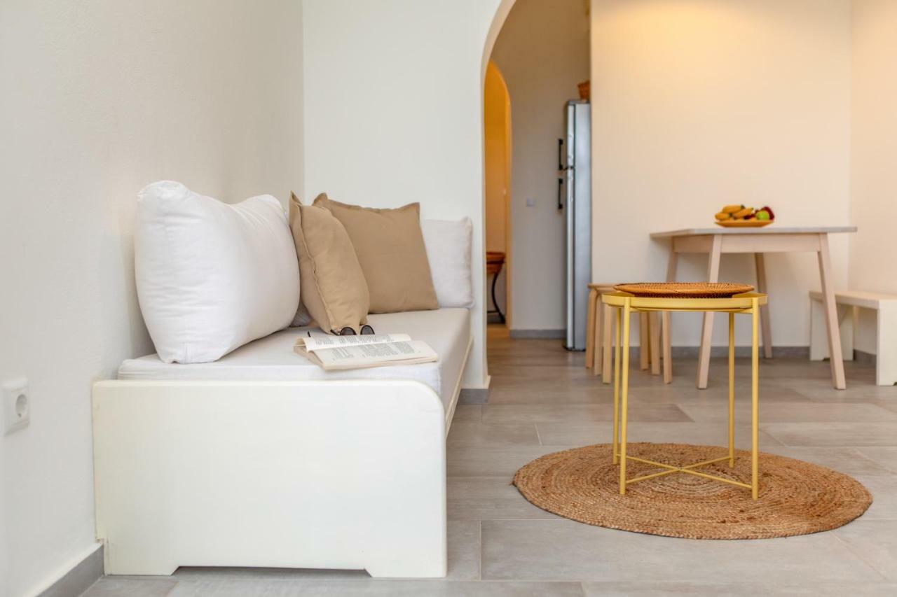 Thea Suites Naxos Ágios Prokópios Extérieur photo